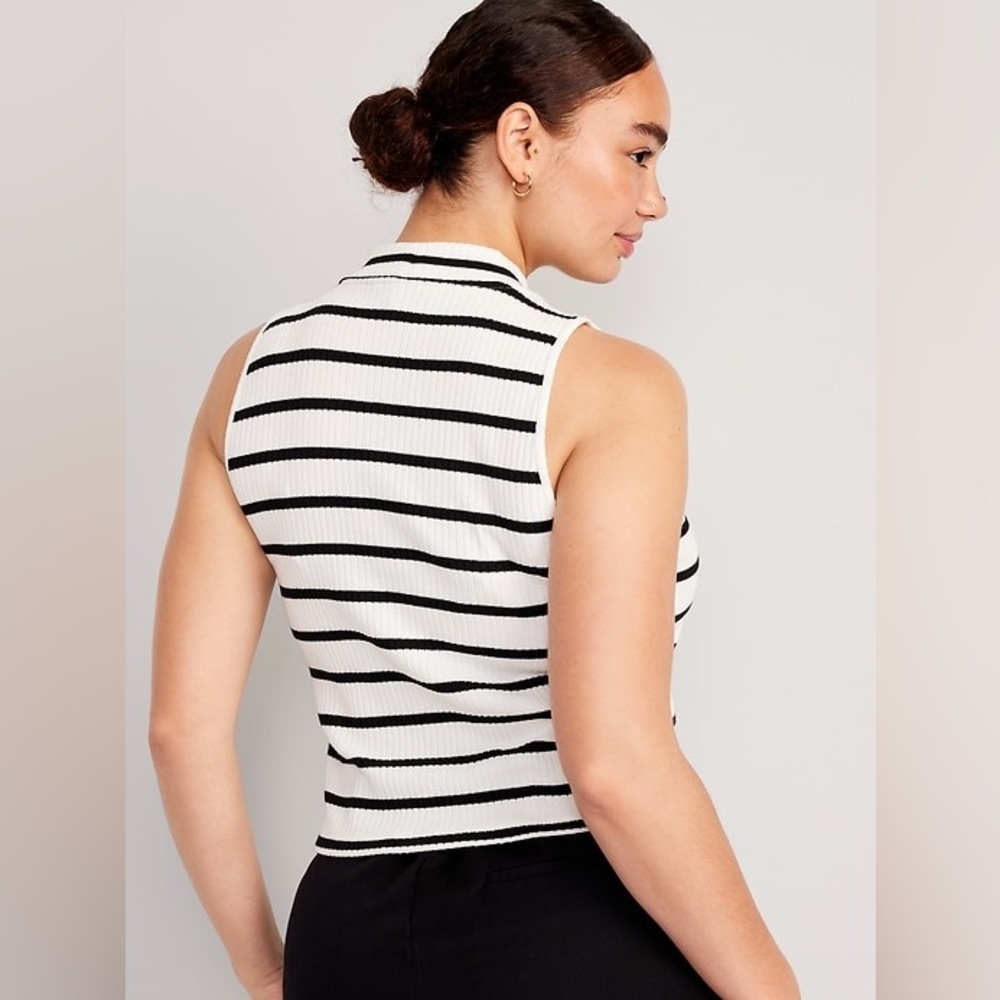 Old Navy Black and White Striped Tank Top